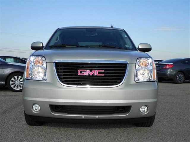 GMC Yukon 2009 photo 1