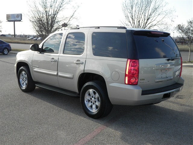 GMC Yukon 2009 photo 4