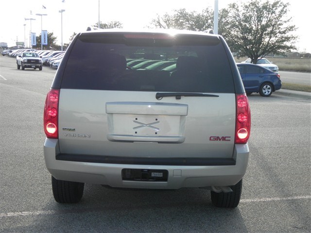 GMC Yukon 2009 photo 5