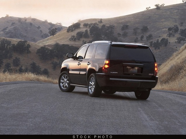 GMC Yukon 2009 photo 3