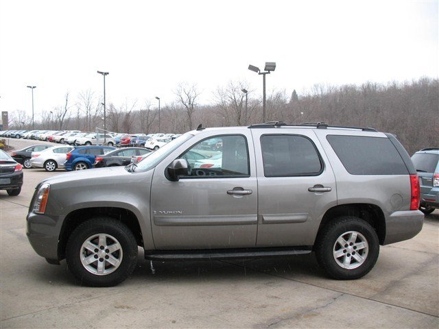 GMC Yukon 2009 photo 4