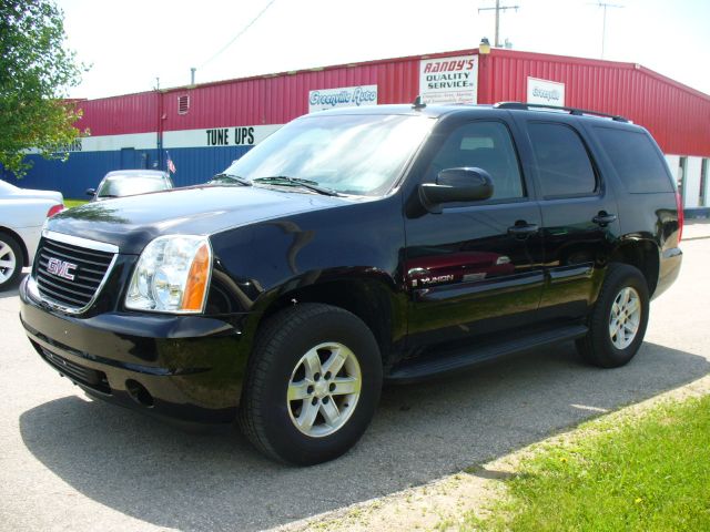 GMC Yukon 2009 photo 2