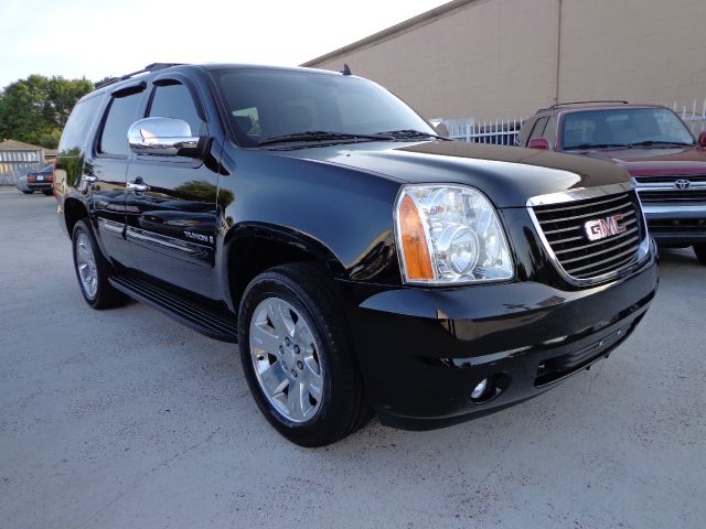 GMC Yukon 2009 photo 3