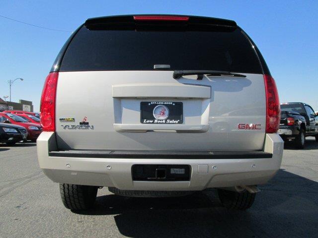 GMC Yukon 2009 photo 17