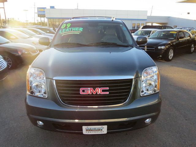 GMC Yukon 2009 photo 1