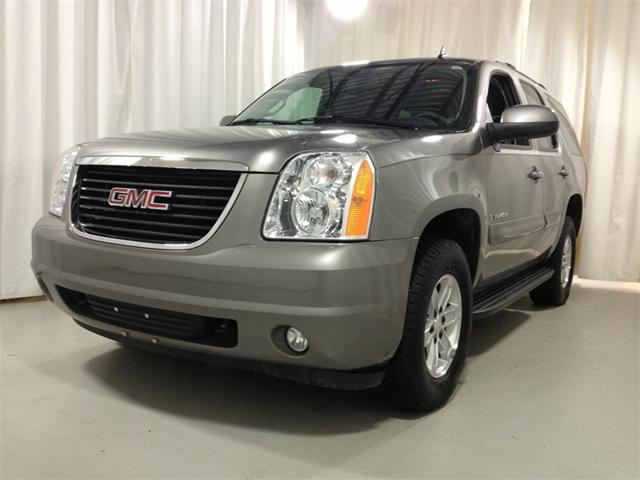 GMC Yukon 2009 photo 1