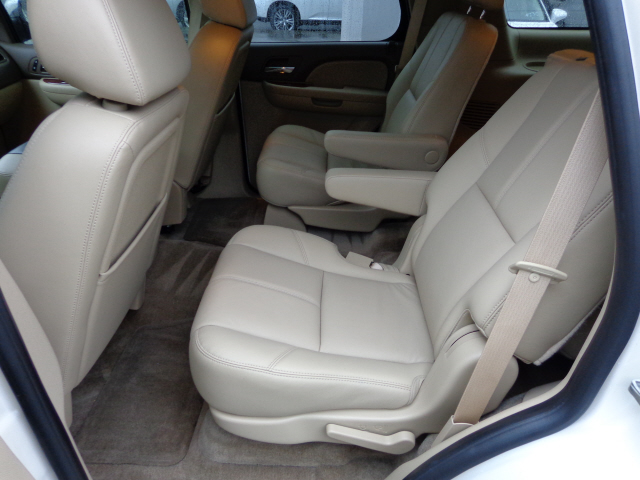 GMC Yukon 2009 photo 1