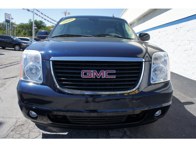 GMC Yukon 2009 photo 1