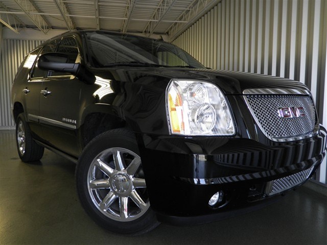 GMC Yukon 2009 photo 1