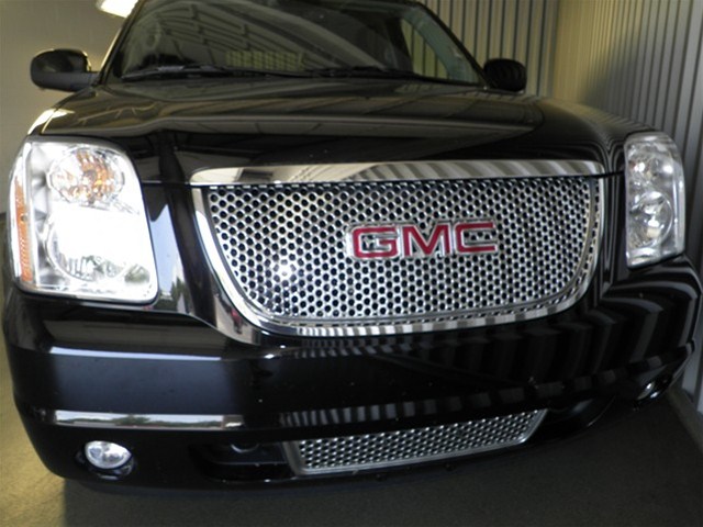 GMC Yukon 2009 photo 4