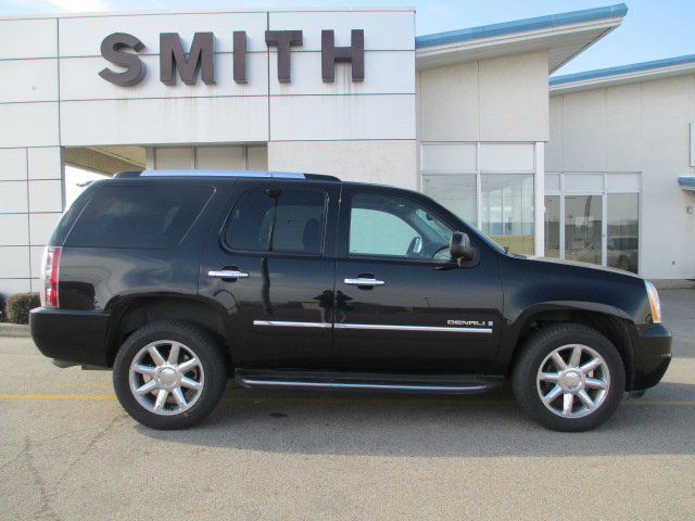 GMC Yukon 2009 photo 3