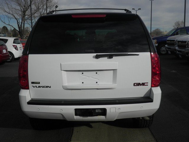 GMC Yukon 2009 photo 4