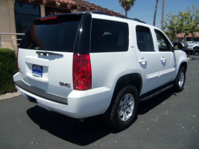 GMC Yukon 2009 photo 10