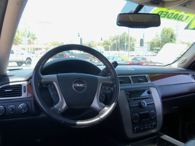 GMC Yukon 2009 photo 6