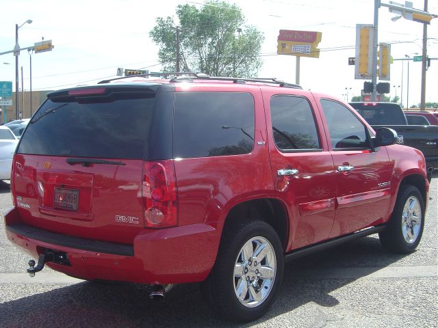 GMC Yukon 2009 photo 2