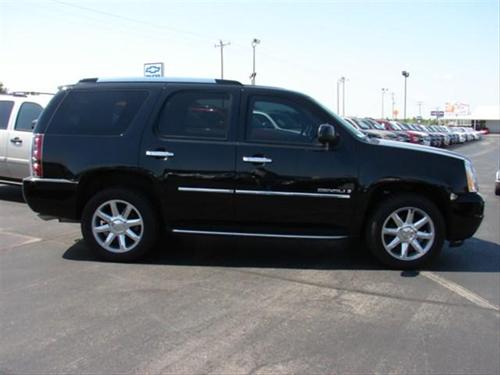 GMC Yukon 2009 photo 1