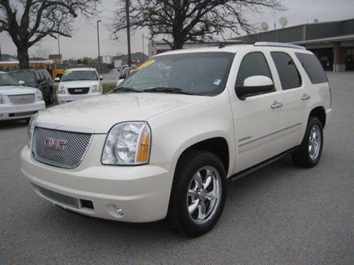 GMC Yukon EX Sedan 4D Other