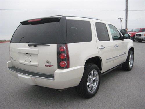 GMC Yukon 2010 photo 5