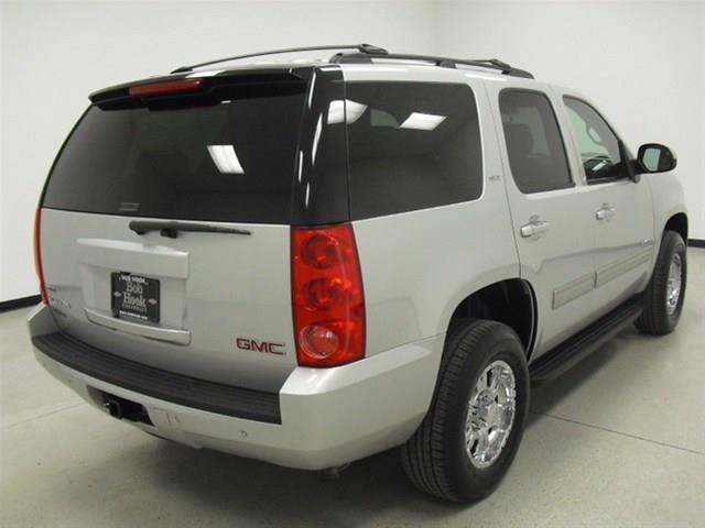 GMC Yukon 2010 photo 34