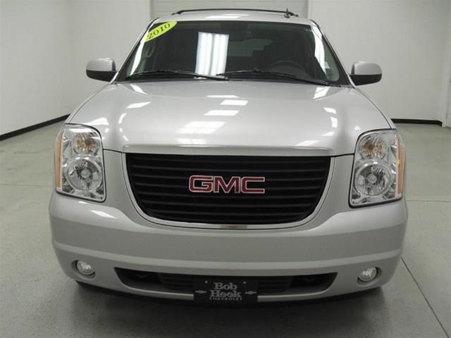 GMC Yukon 2010 photo 6