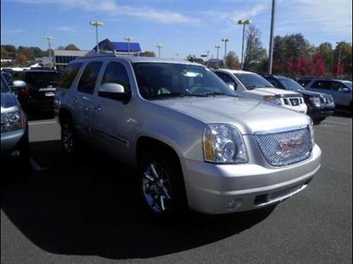 GMC Yukon EX Sedan 4D Other