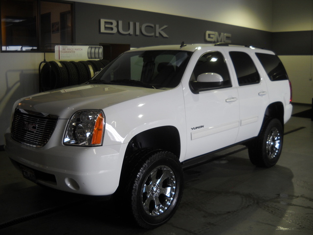 GMC Yukon 2011 photo 5