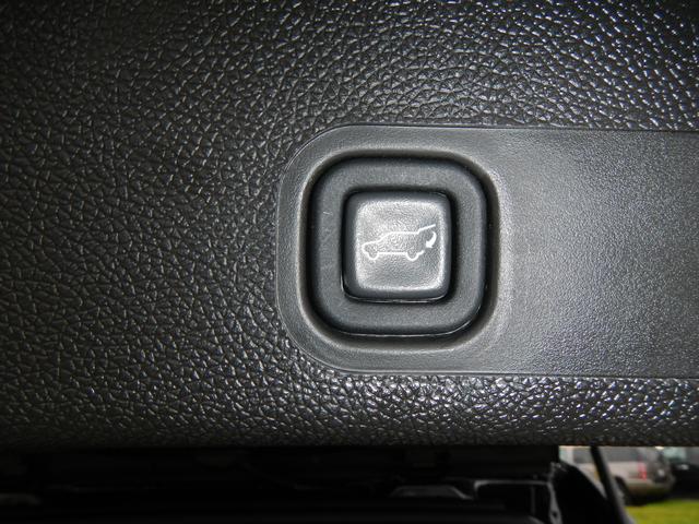 GMC Yukon 2011 photo 2