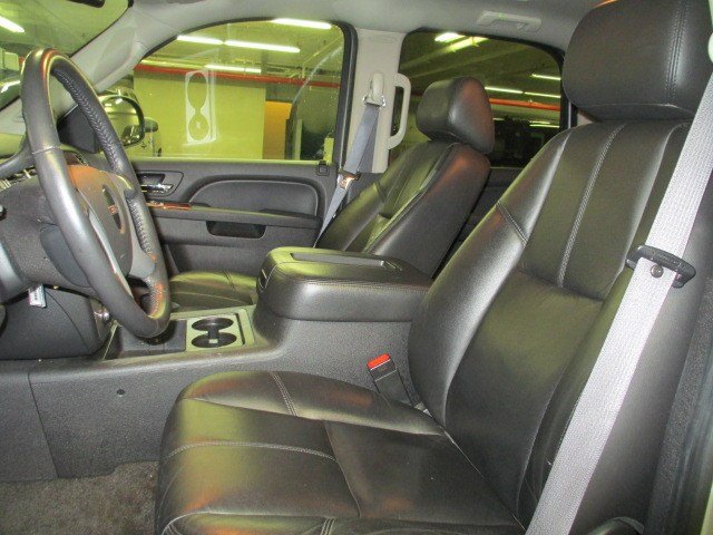 GMC Yukon 2011 photo 4