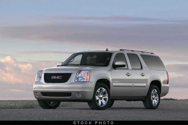 GMC Yukon 2011 photo 4