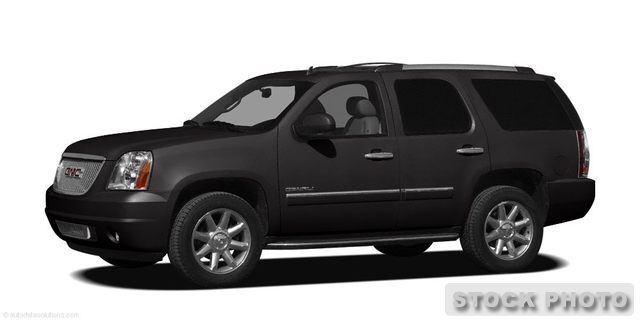 GMC Yukon 2011 photo 2