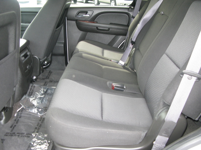 GMC Yukon 2011 photo 1