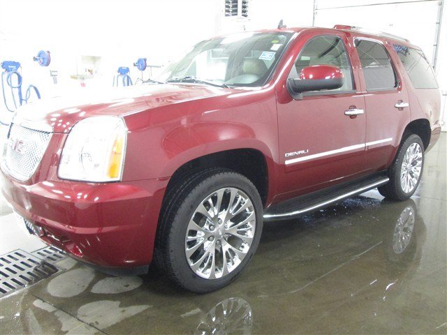 GMC Yukon 2011 photo 3