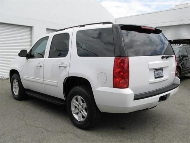 GMC Yukon 2011 photo 10