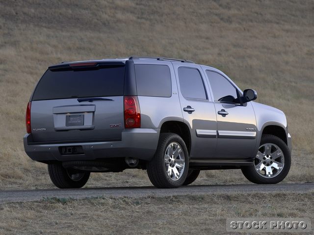 GMC Yukon 2011 photo 3