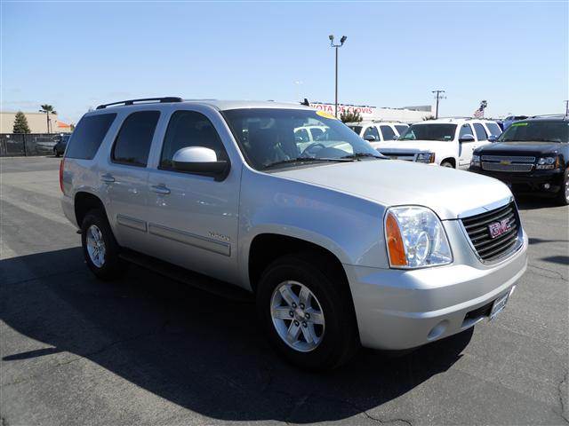 GMC Yukon 2011 photo 4