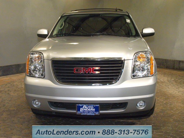 GMC Yukon 2012 photo 1