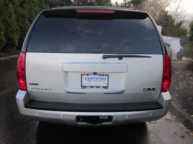 GMC Yukon 2012 photo 4