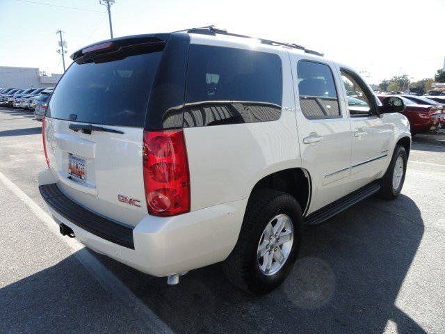 GMC Yukon 2012 photo 3