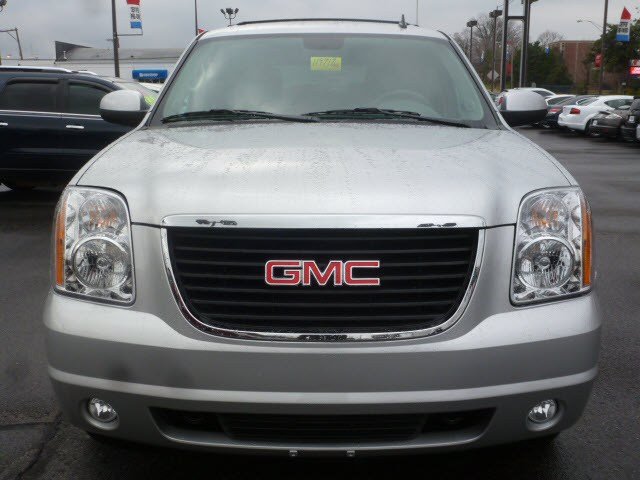 GMC Yukon 2012 photo 5