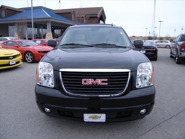 GMC Yukon 2012 photo 4