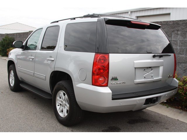 GMC Yukon 2012 photo 4