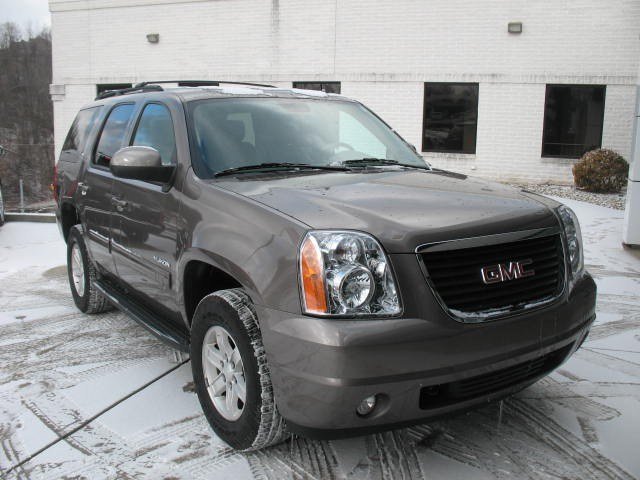 GMC Yukon LX Wagon 4D Unspecified