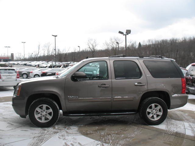 GMC Yukon 2012 photo 3