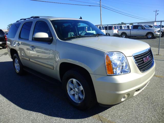 GMC Yukon 2012 photo 4