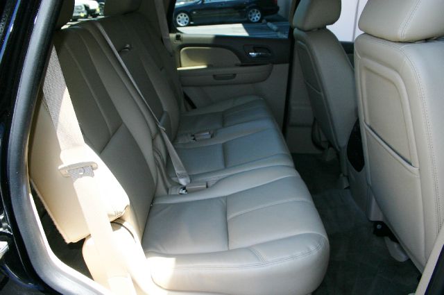 GMC Yukon 2012 photo 15