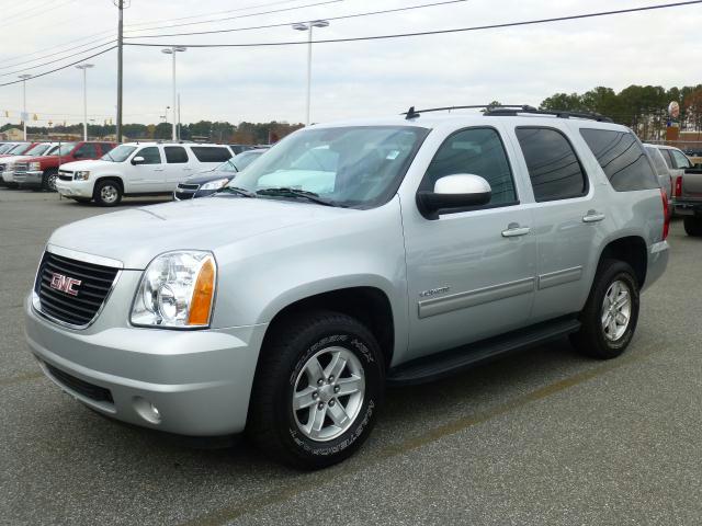 GMC Yukon LX Wagon 4D Unspecified