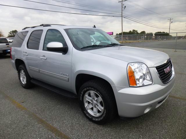 GMC Yukon 2012 photo 4