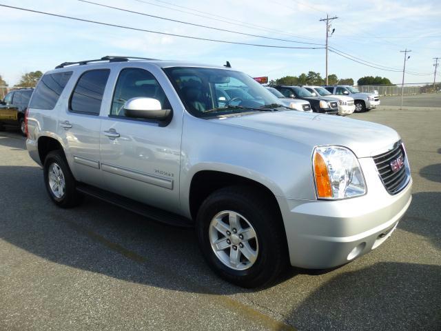 GMC Yukon 2012 photo 4