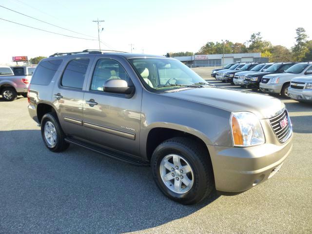 GMC Yukon 2012 photo 4