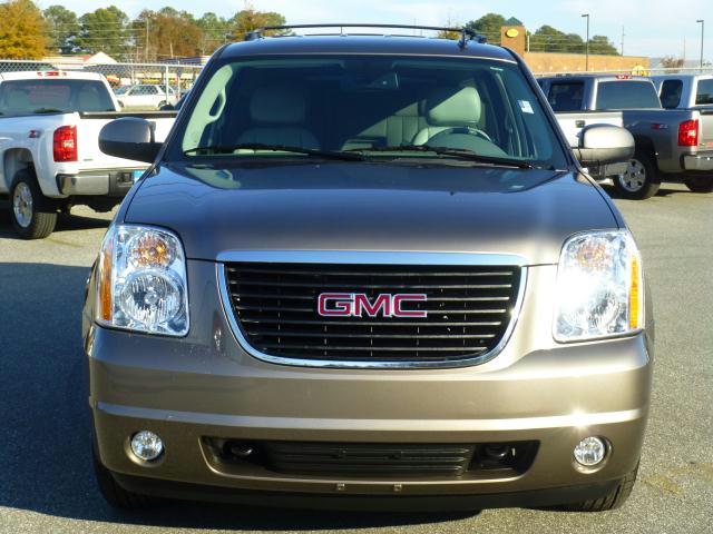 GMC Yukon 2012 photo 5